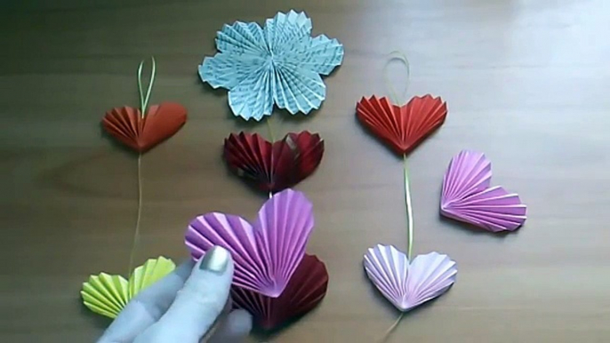 DIY Easy Valentine Heart Garland, Flowers. Cute Handmade Paper Crafts. Origami Decoration