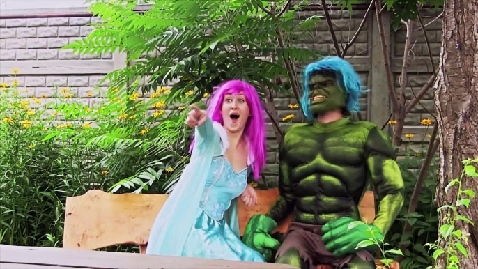 Spiderman becomes Maleficent! Frozen Elsa vs Pink Spiderman & Maleficent Turns SUPERHEROES!