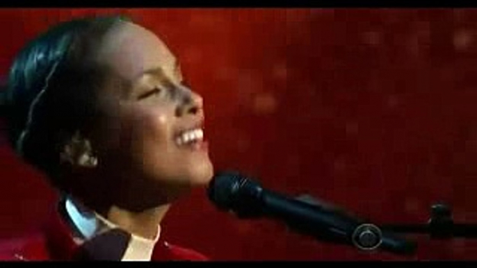 9 Year Angelica Hale Vs Alicia Keys - Girl On Fire Battle  (Sing Off Vs Alicia Keys)