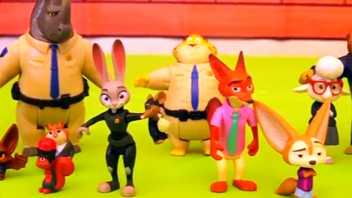 Abrimos 3 playsets de juguetes y figuras de Zootopia Zootropolis