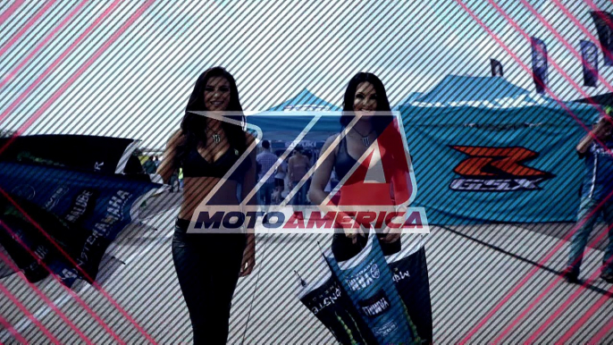MotoAmerica Umbrella Girls Barber Motorsports Park