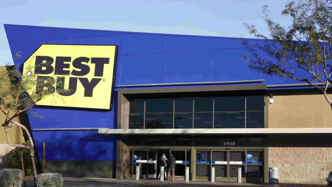 Las Vegas police investigate kidnapping, carjacking and robbery at Best Buy