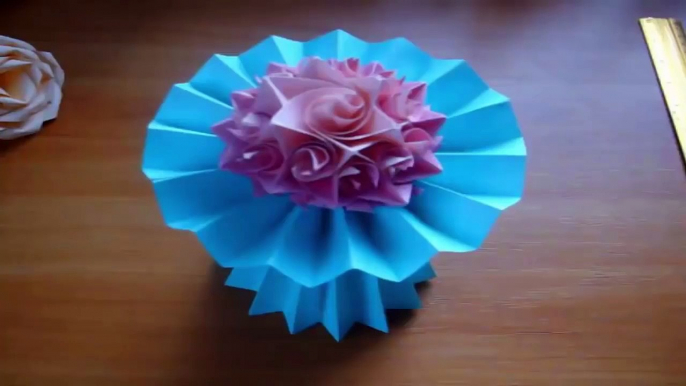 DIY Amazing Handmade Crafts. How to Make an Origami Vase for Paper Flowers