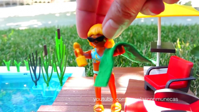 Juguetes de Playmobil en español - Castillo de princesas y piscina - Novelas con muñecas y juguetes