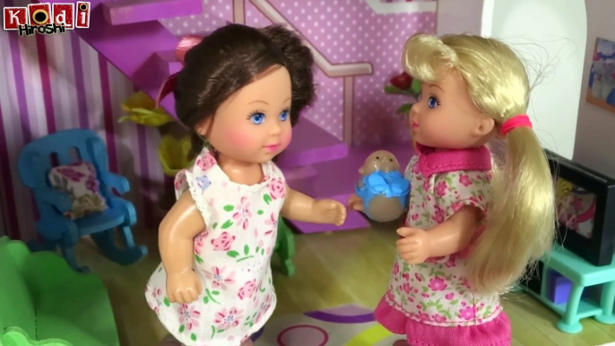 O BEBEZINHO ABANDONADO NA CASINHA DE MADEIRA NOVELINHA DA BABY ALIVE E OUTRAS BONECAS