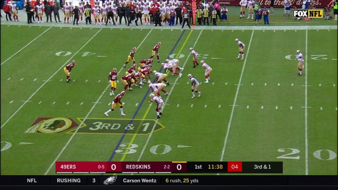 Samaje Perine shakes defender for a 16-yard gain