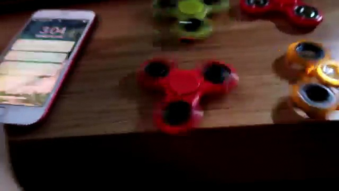DO NOT SPIN 4 FIDGET SPINNERS AT 3:00 AM *THIS IS WHY*