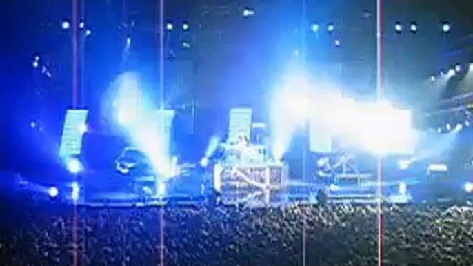 Muse - New Born, Adelaide Entertainment Centre, Adelaide, SA, Australia  11/14/2007
