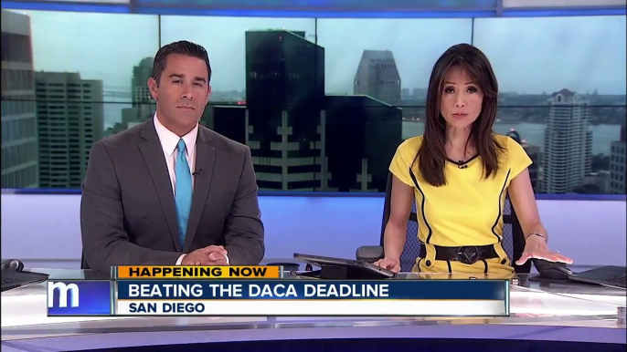 San Diego immigration advocates helping Dreamers beat DACA deadline-vX7UIbq5UvA