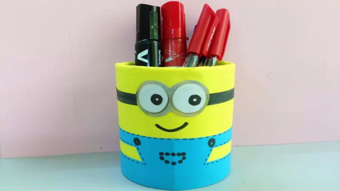 how to make minion pencil holder | Easy arts & crafts | DIY School Supplies