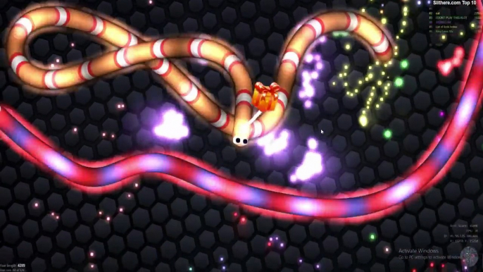 Slither.io Santa Claus vs 1000 Snake Slitherio Funny Gameplay!