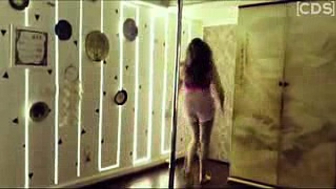 May I Come in Madam Actress Neha Pendse Hot Pole Dance Video