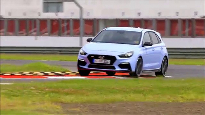 2018 Hyundai i30 N 275hp Official Test Drive!! by George Cordero