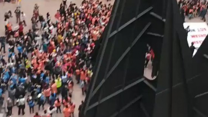 Hundreds of Protesters Seek Immigration Legislation at US Senate Office Building