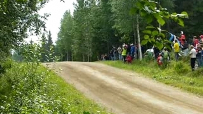 RALLYE DE FINLANDE WRC JUMP SUZUKI SWIFT S1600