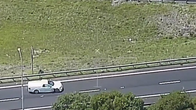 Helicopter Footage Shows Pursuit and Capture of Wollongong Pair Suspected of Multiple Offences