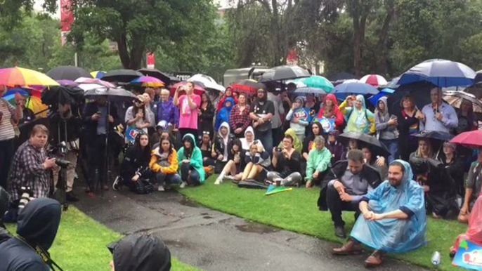 South Australians Celebrate in Rain After Majority 'Yes' Vote Announced