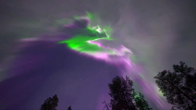 Aurores Boréales spectaculaires en Laponie, dans le nord de la Finlande !