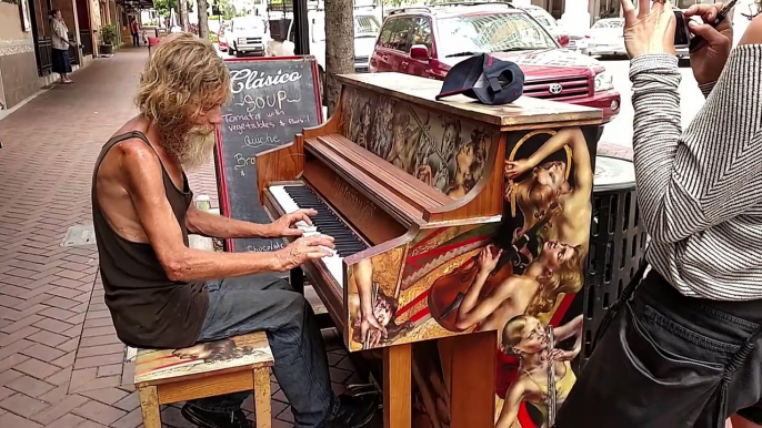 Amazing Homeless Man Plays Piano Beautifully