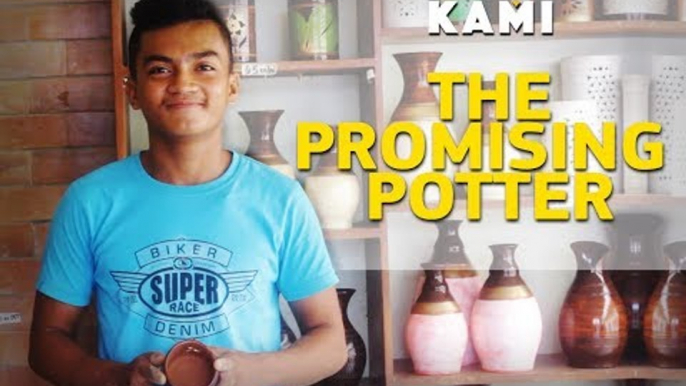 Selfless boy makes earthen pots to buy his grandparents a new home