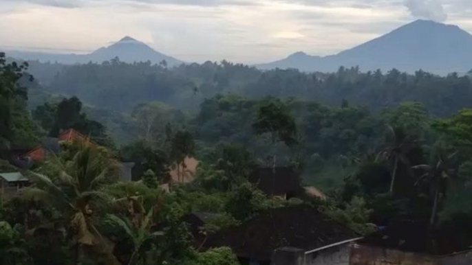 Bali's Mount Agung Volcano Erupts