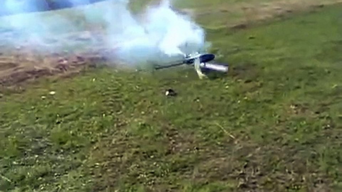 RC Helicopter Crash Funny !!!-JdrBihTT3p0