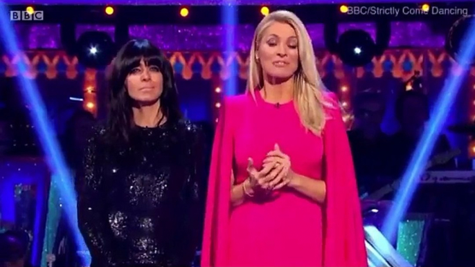 Why is she dressed like a superhero? Tess Daly fails to impress viewers