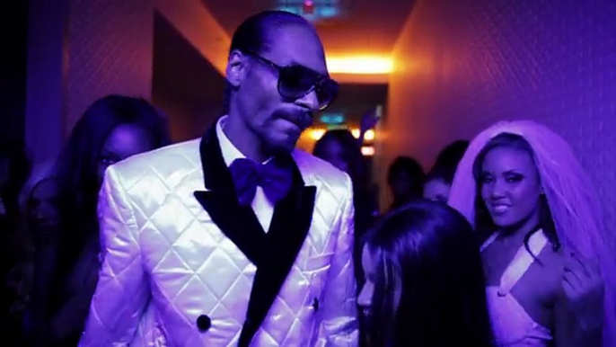 Snoop Dogg - 'Sweat' Snoop Dogg vs David Guetta (Remix)