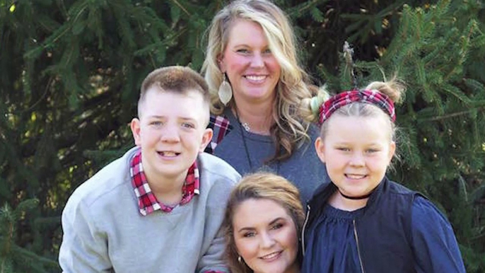 Keaton Jones Mother Accused of Racism | Hollywoodlife