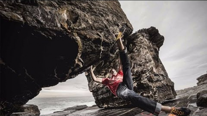 James Pearson And Caroline Ciavaldini Bouldering And Trad Climbing Roca Verde, Spain