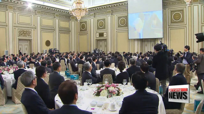 President Moon invites heads of diplomatic missions abroud to Blue House for dinner