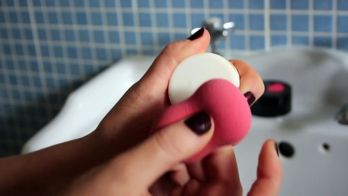 How To - Clean Makeup Sponges _ Easy & Cheap Way! _ Primark _ AD-36tzrxlxrl4