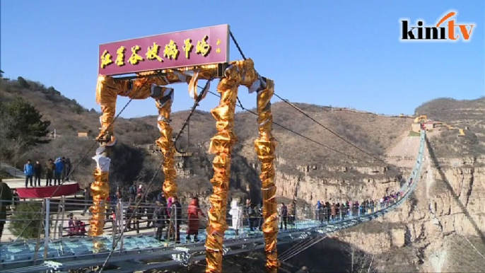 World's longest glass-bottom bridge opens in China