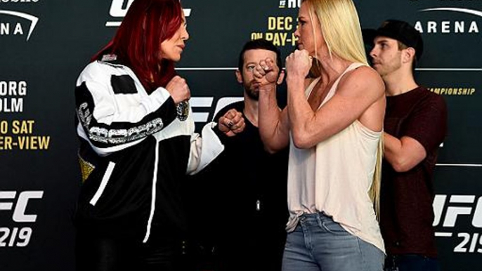 UFC 219: Cris Cyborg vs Holly Holm - Daniel Cormier Preview