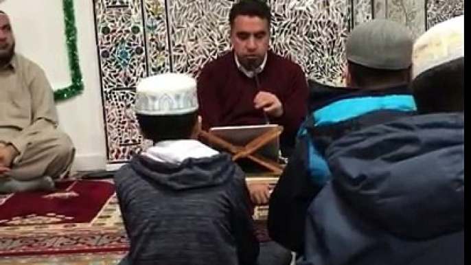 AMENERRASULU. Ishøj Masjid - Danmark. Cemaatli Kuran tilaveti. Hafız Metin Demirtaş. Surah Al-Baqarah tilawat Amenerrasulu Quran recitation. Amenerrasulu dinle. Amenerrasulu indir. Amenerrasulu görüntülü. Arap makami Kuran tilaveti. Sheikh Abdussamed.