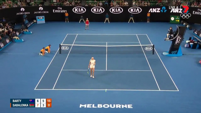 Les fans imitent les cris des joueuses de Tennis en plein match de L'open d'Australie !