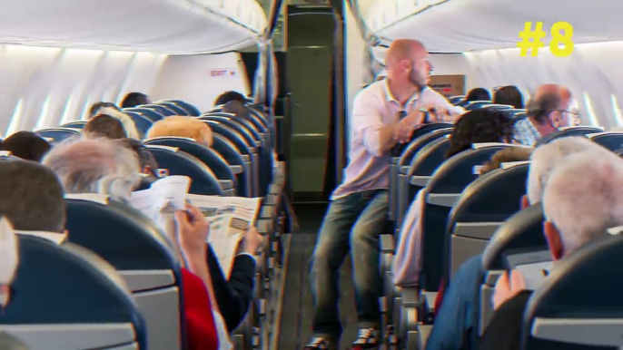 10 Things You Should Never Ever Wear on a Plane