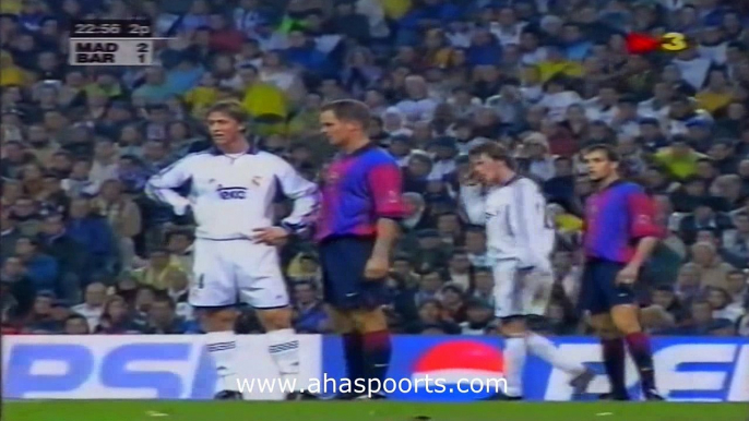 الشوط الثاني مباراة ريال مدريد و برشلونة 2-2 الدوري الاسباني 2001