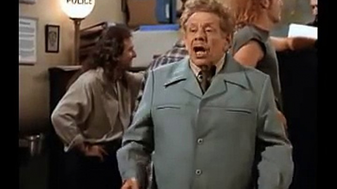 Seinfeld Blooper Elaine and Frank Costanza