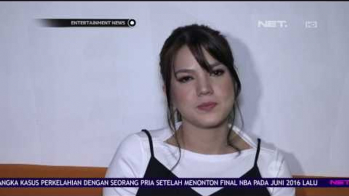 Terserang Flu, Alice Norin Menjaga Jarak Dengan Putrinya