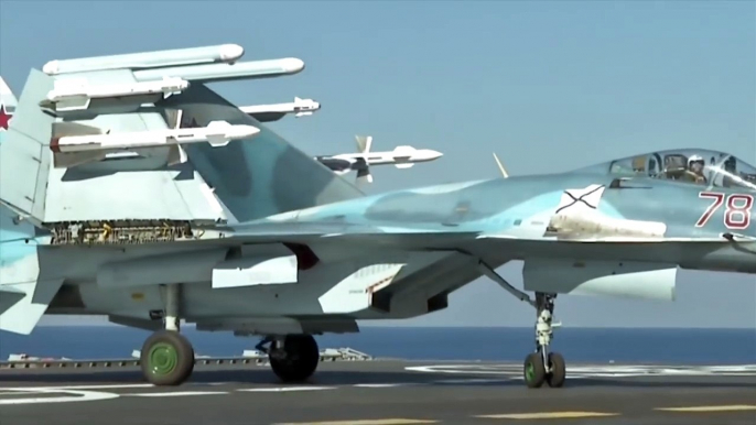 Syrie : des avions russes réalisent des bombardements depuis le porte-avion Amiral Kouznetsov