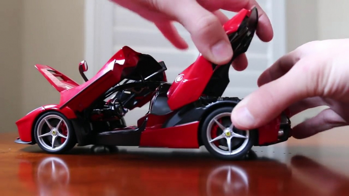 Review - Hot Wheels Elite Ferrari LaFerrari 1:18 Scale