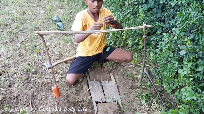 The First Rabbit Trap With Deep Hole by Smart Boy - How To Trap Rabbit That Works 100%