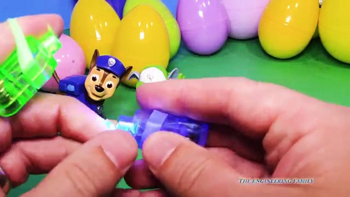 PAW PATROL Nickelodeon 20 Surprise Eggs Paw Patrol Surprise Eggs Candy + Toys Video