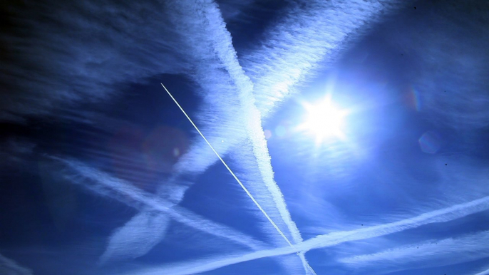 Chemtrails or Contrails?