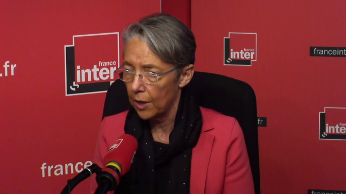 Elisabeth Borne, ministre chargée des Transports : "L'ouverture à la concurrence, c'est l'intérêt des voyageurs, et c'est aussi intéressant et stimulant pour la SNCF"