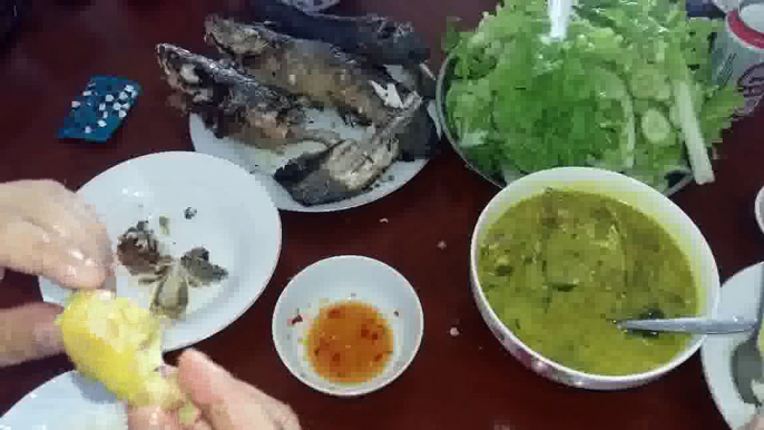 Crispy Deep Fried Snakeheads In My Village Traditional Food