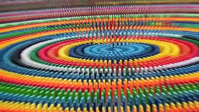 World Record: Most dominoes toppled in a spiral (30,000) complete Toppling