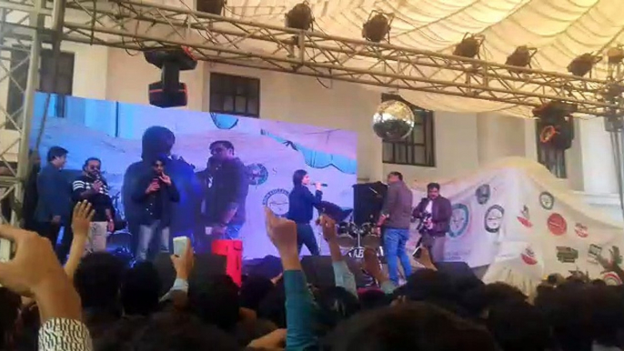 Laal Meri Patt..........Annie Khalid Superior College live concert sargodha