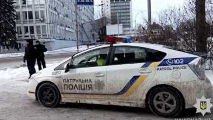 Ukrainian Police Block Access to Russian Embassies and Consulates During Election